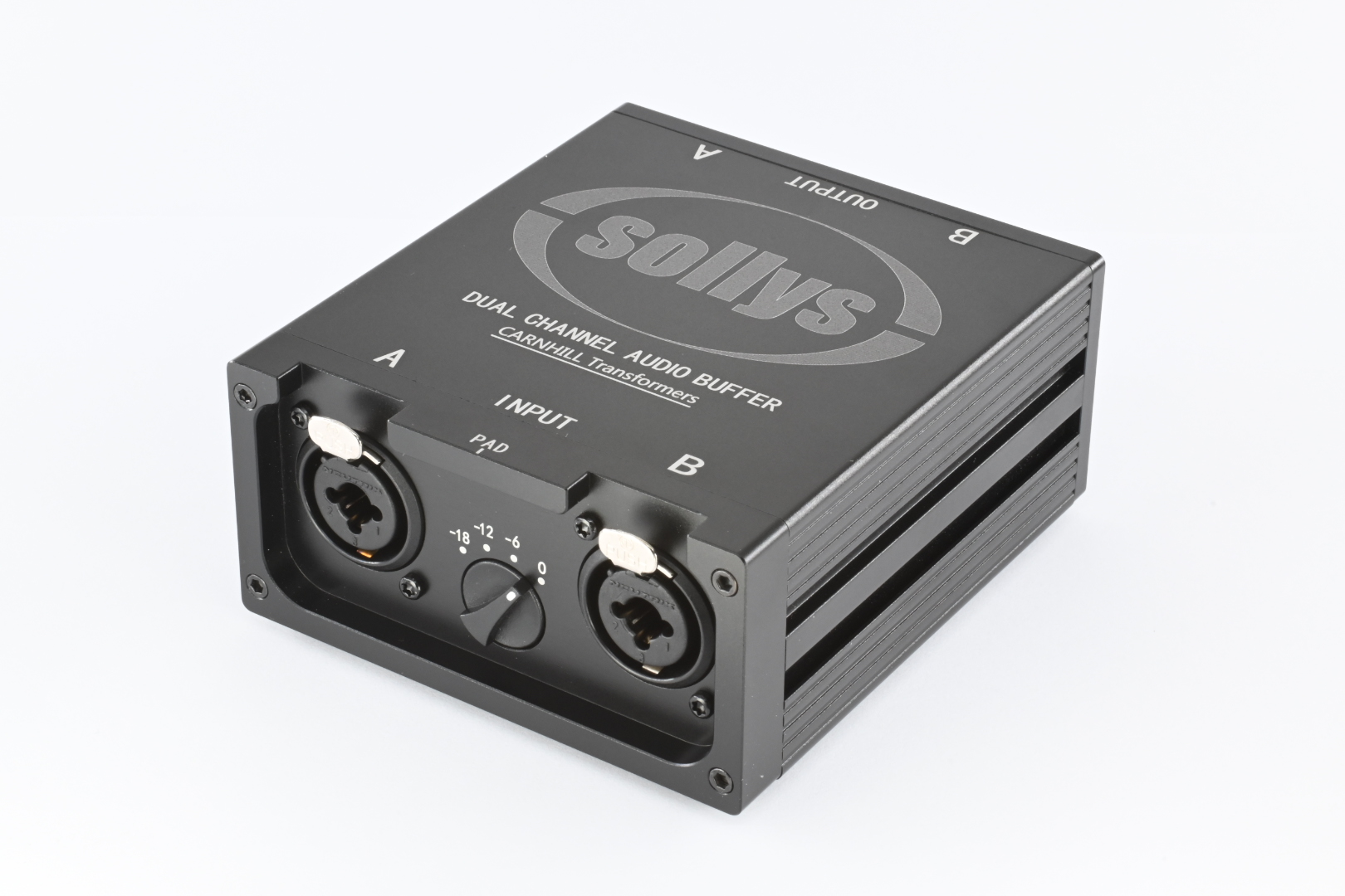 SOLLYS 双通道 Audio Buffer，黑色金属机身，A、B 双输入与 PAD 旋钮